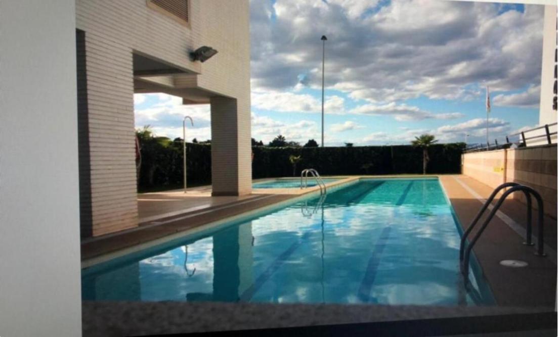 Apartamento Primera Linea Con Piscina *